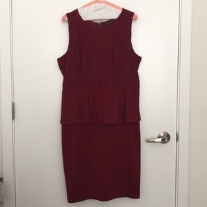 XL Peplum dress with lace design